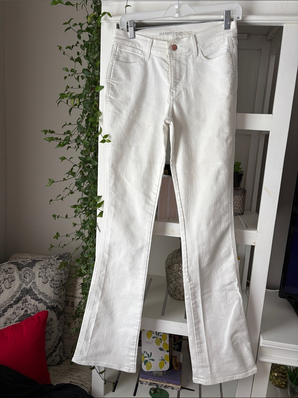 Old Navy White Women's Wide-Leg Flare Jeans